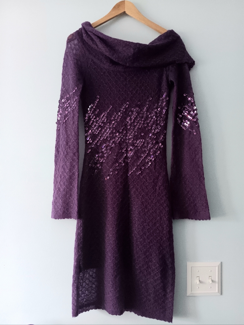 Bebe Purple Sequin Off Shoulder Long Sleeve Sweater Dress Fitted Knit Y2K S